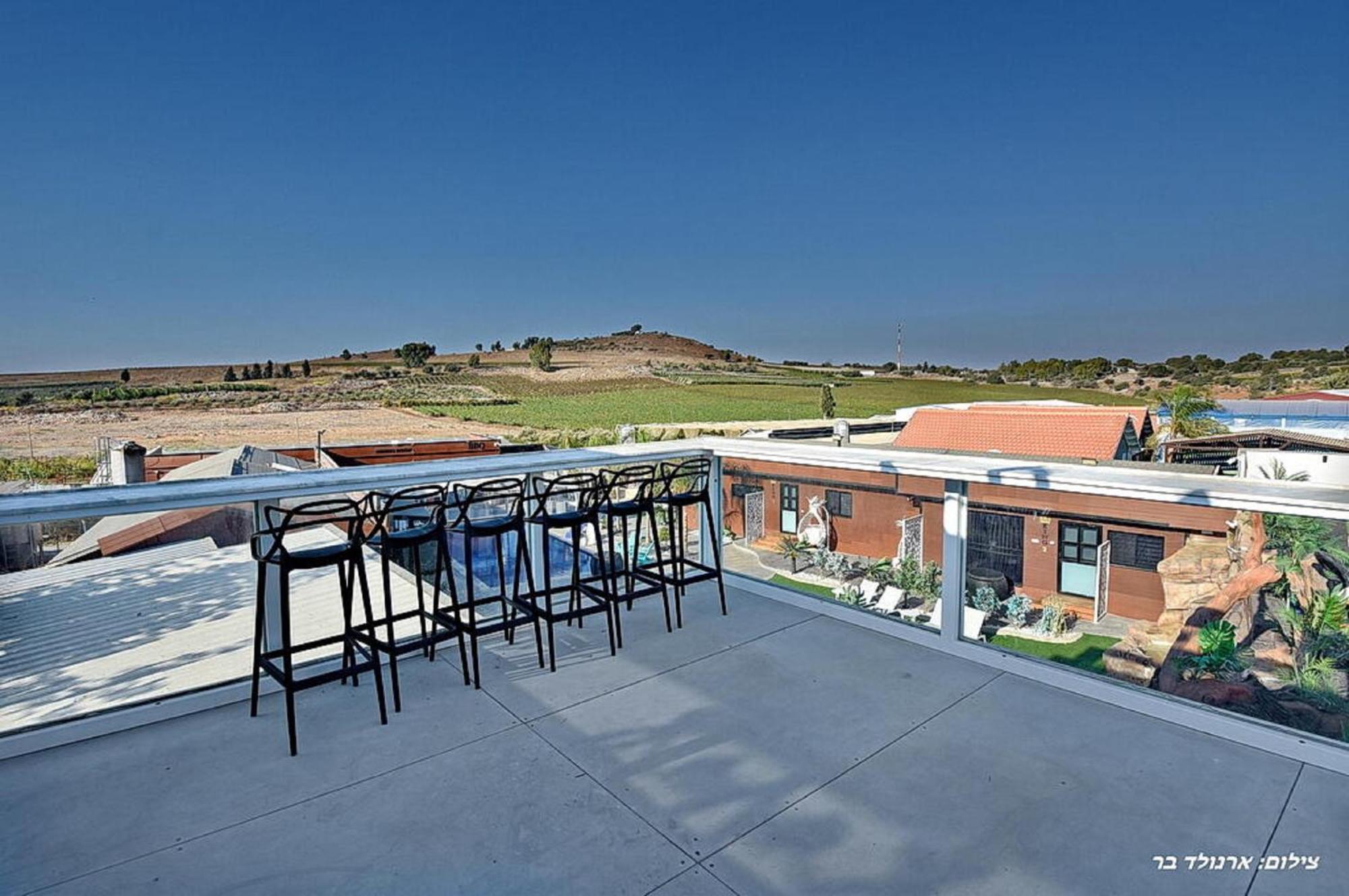 אוטופיה בצפון - מתחם אירוח מפואר Hotel Dalton Exterior photo
